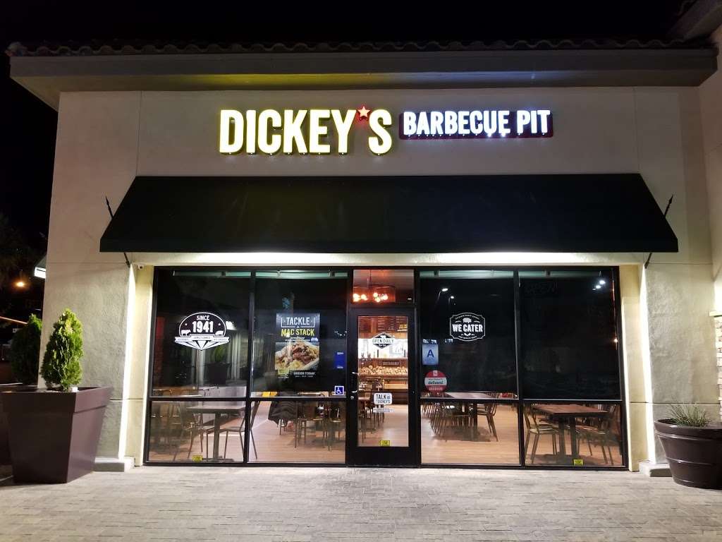 Dickeys Barbecue Pit | 12699 Main St, Hesperia, CA 92345, USA | Phone: (760) 947-3775