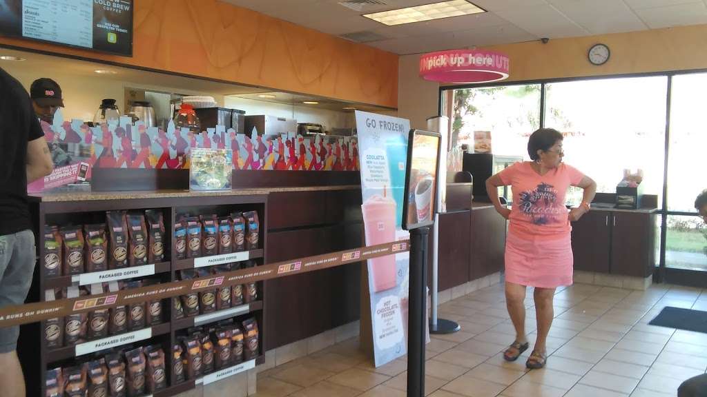 Dunkin Donuts - cafe  | Photo 8 of 10 | Address: 3390 W Hillsboro Blvd, Deerfield Beach, FL 33442, USA | Phone: (954) 481-5996
