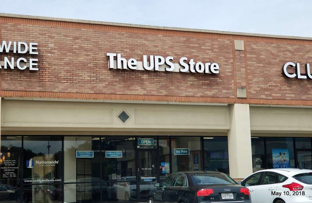 The UPS Store | 2323 Clear Lake City Blvd, Houston, TX 77062, USA | Phone: (281) 486-8542