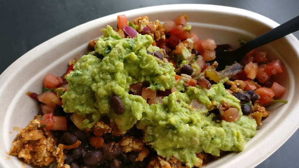 Chipotle Mexican Grill | 9512 Culver Blvd, Culver City, CA 90232, USA | Phone: (310) 841-0561