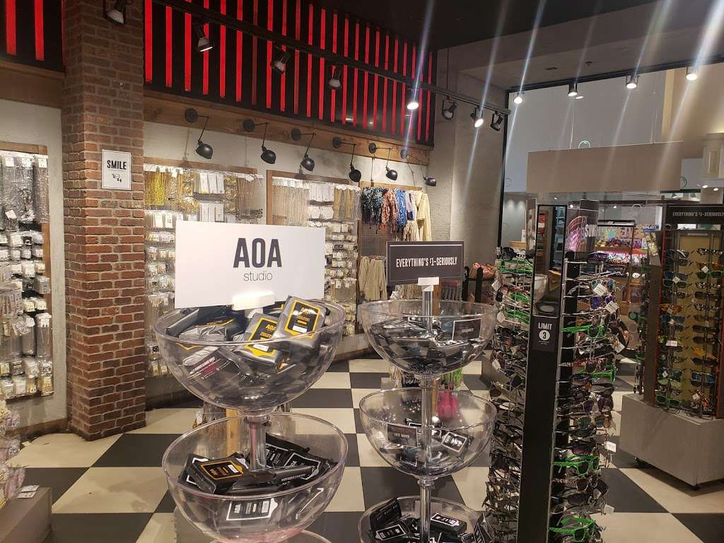MISS A | 3000 Grapevine Mills Pkwy #424, Grapevine, TX 76051, USA | Phone: (214) 285-0161
