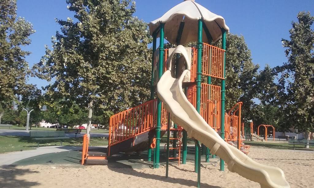 Granite Pointe Park | 7914 Granite Pointe Pkwy, Bakersfield, CA 93313, USA | Phone: (661) 326-3866