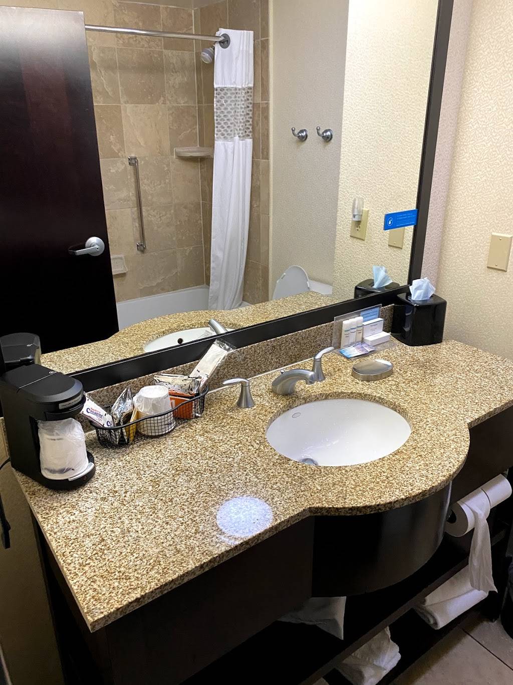 Hampton Inn & Suites Las Vegas South | 3245 St Rose Pkwy, Henderson, NV 89052, USA | Phone: (702) 385-2200