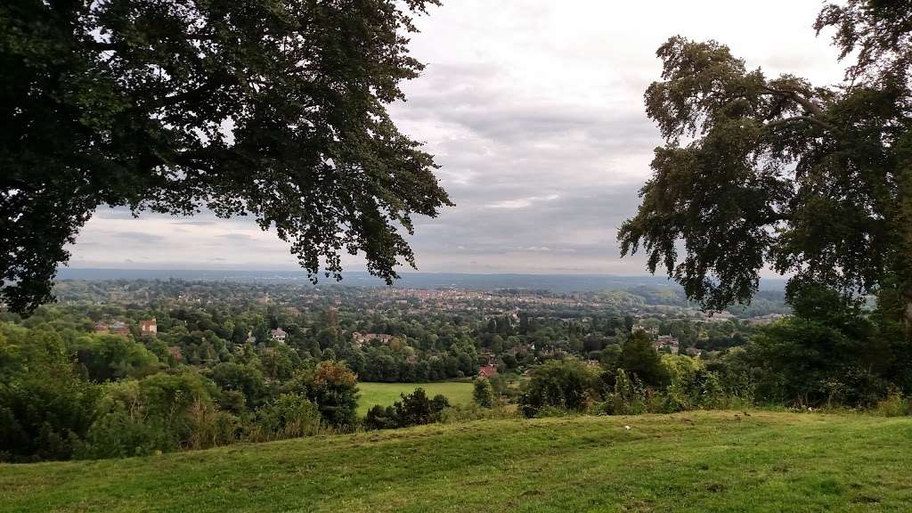 Reigate Hill Car Park | Reigate RH2 0HX, UK