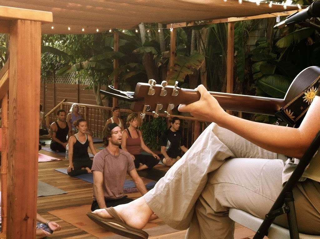 Riffs Yoga Studios - Bird Rock | 5510 La Jolla Blvd, La Jolla, CA 92037, USA | Phone: (858) 456-2477