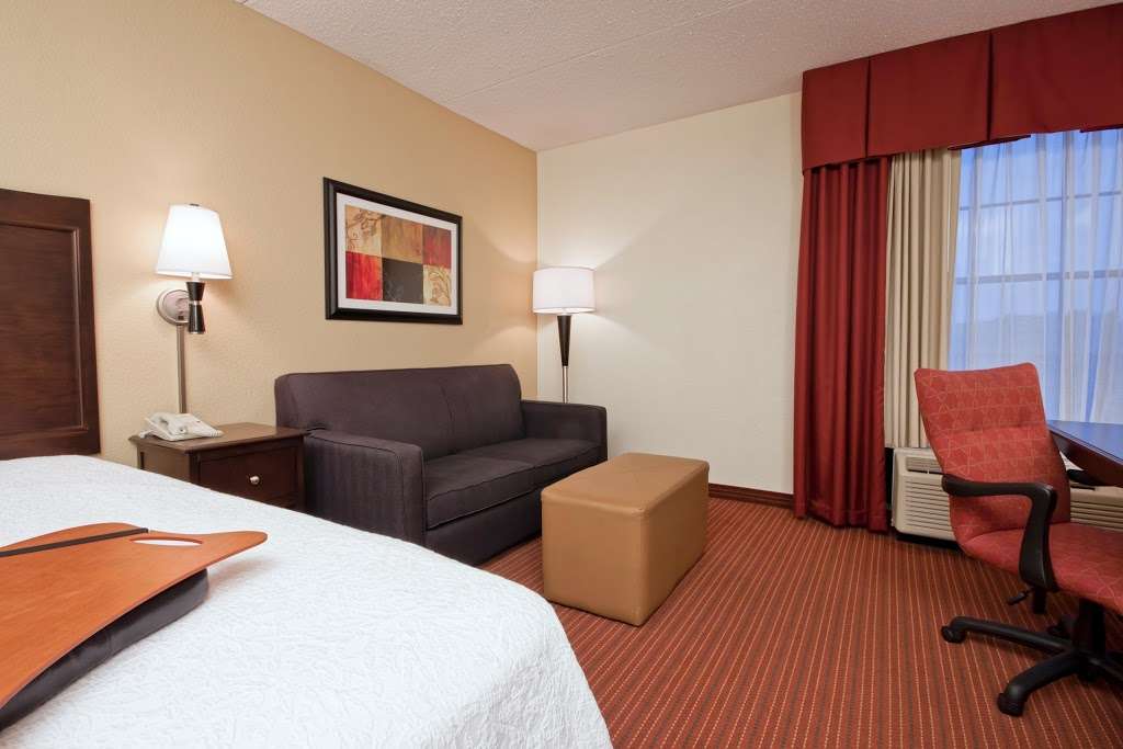 Hampton Inn Boston/Peabody | 59 Newbury St, Peabody, MA 01960 | Phone: (978) 536-2020