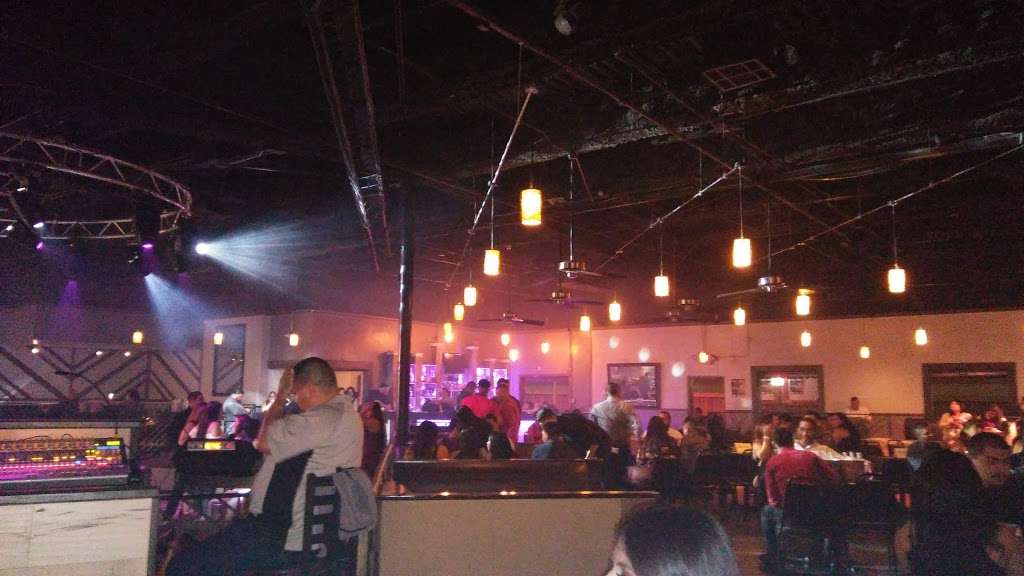 InCahoots | 1401 S Lemon St, Fullerton, CA 92832, USA | Phone: (714) 441-1666