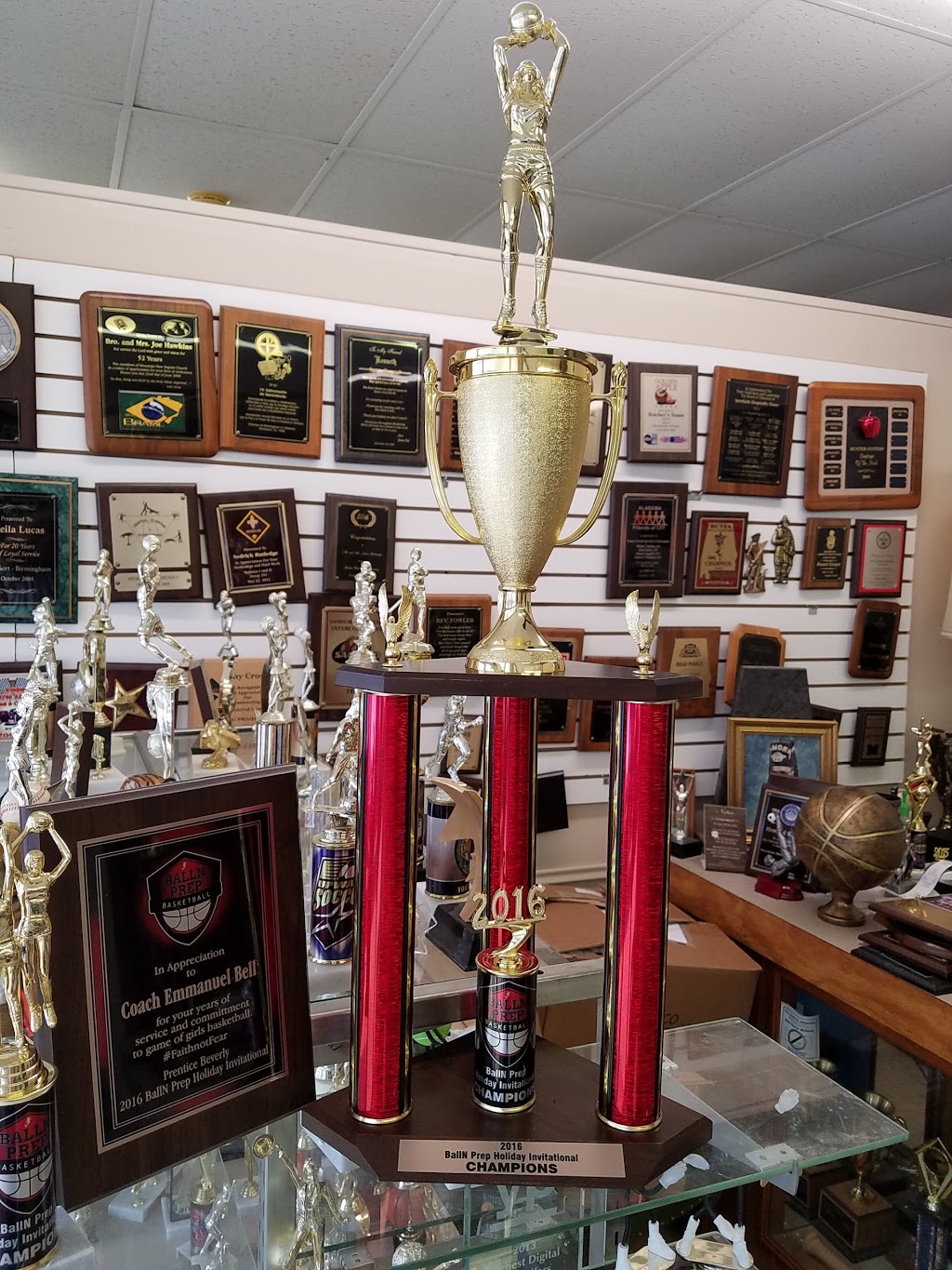 Quality Trophy Company | 8711 Highway 31 North, Kimberly, AL 35091, USA | Phone: (205) 655-4332