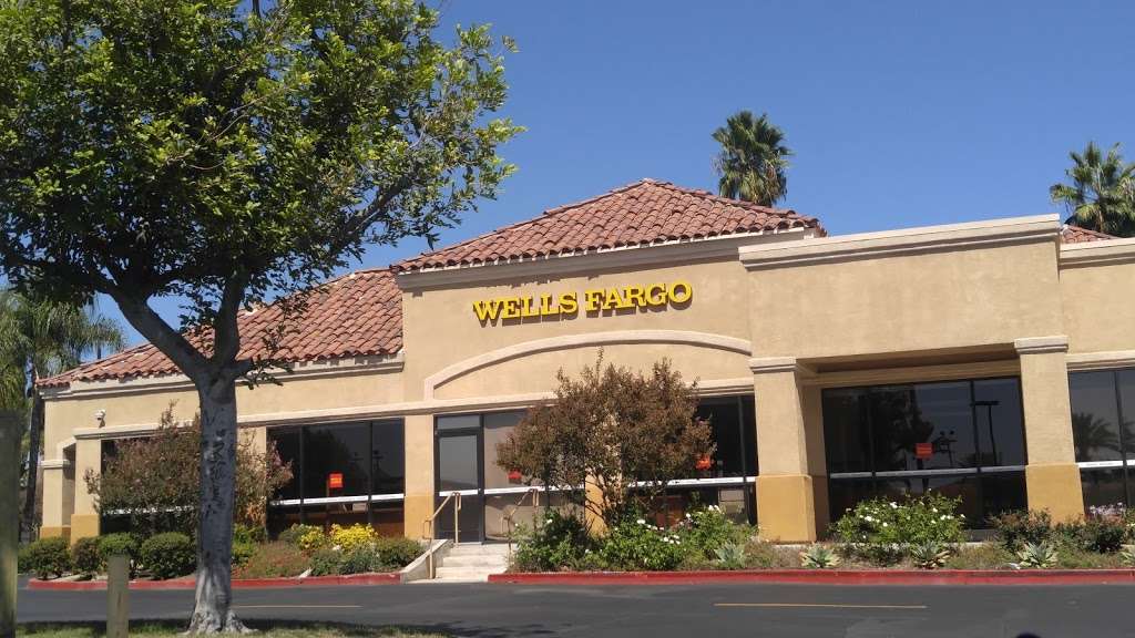 Wells Fargo Bank | 12625 Frederick St Ste U, Moreno Valley, CA 92553, USA | Phone: (951) 653-0435