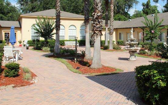 Savannah Court of Lakeland | 6550 N Socrum Loop Rd, Lakeland, FL 33809 | Phone: (863) 225-9407