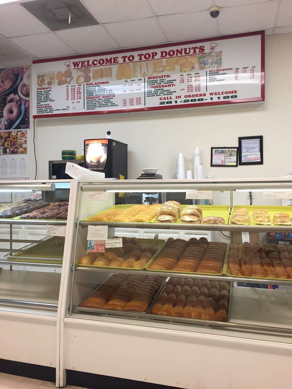 Top Donuts | 26835 Cypresswood Dr, Spring, TX 77373, USA | Phone: (281) 288-1188