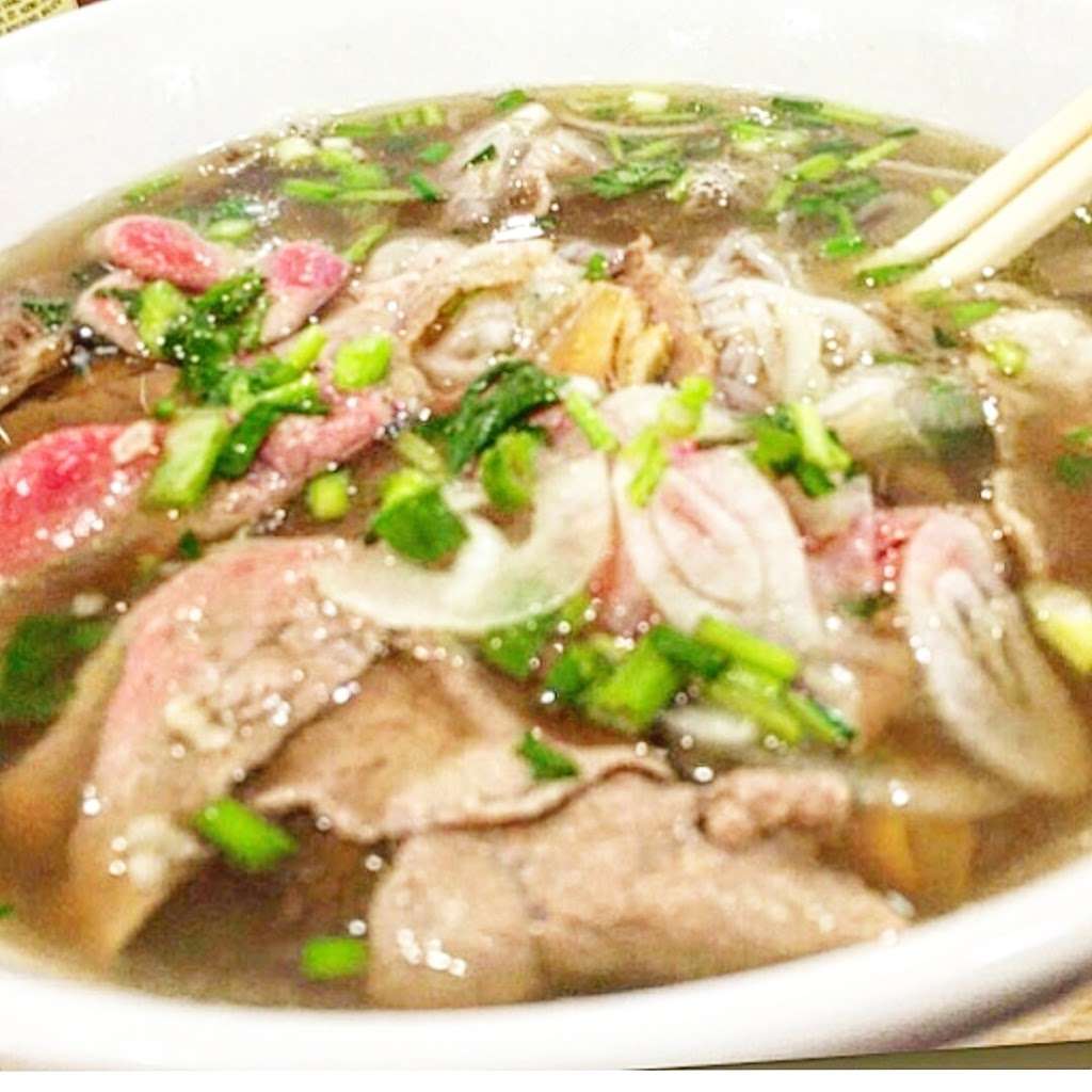 Pho Dlite | 67 Eastern Blvd N, Hagerstown, MD 21740, USA | Phone: (240) 707-6929