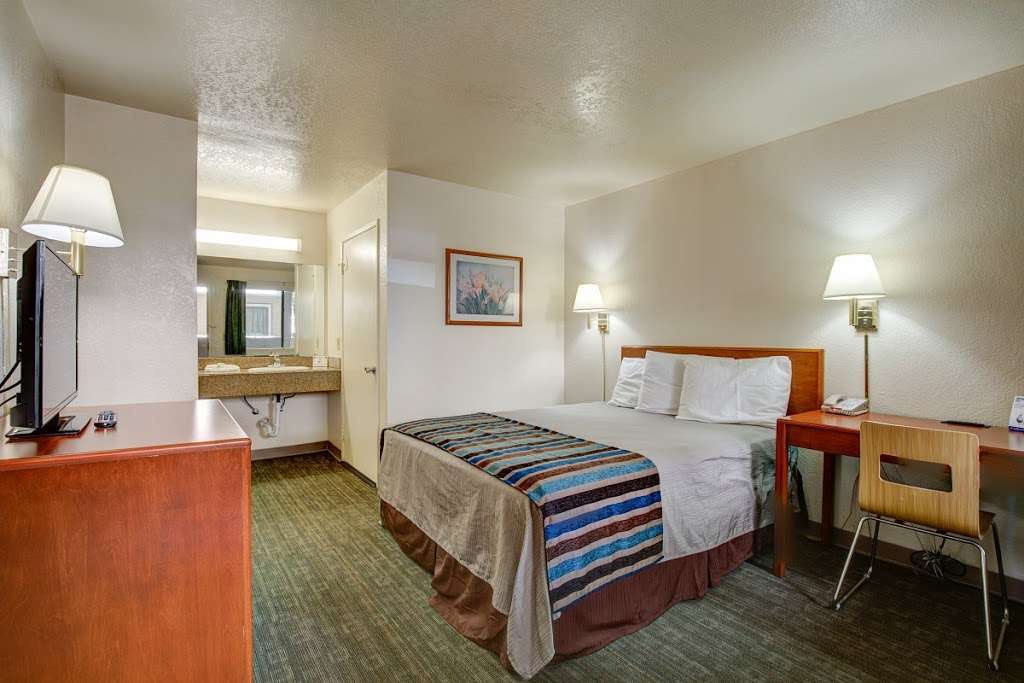 Good Nite Inn | 12835 Encinitas Ave, Sylmar, CA 91342, USA | Phone: (818) 362-8899