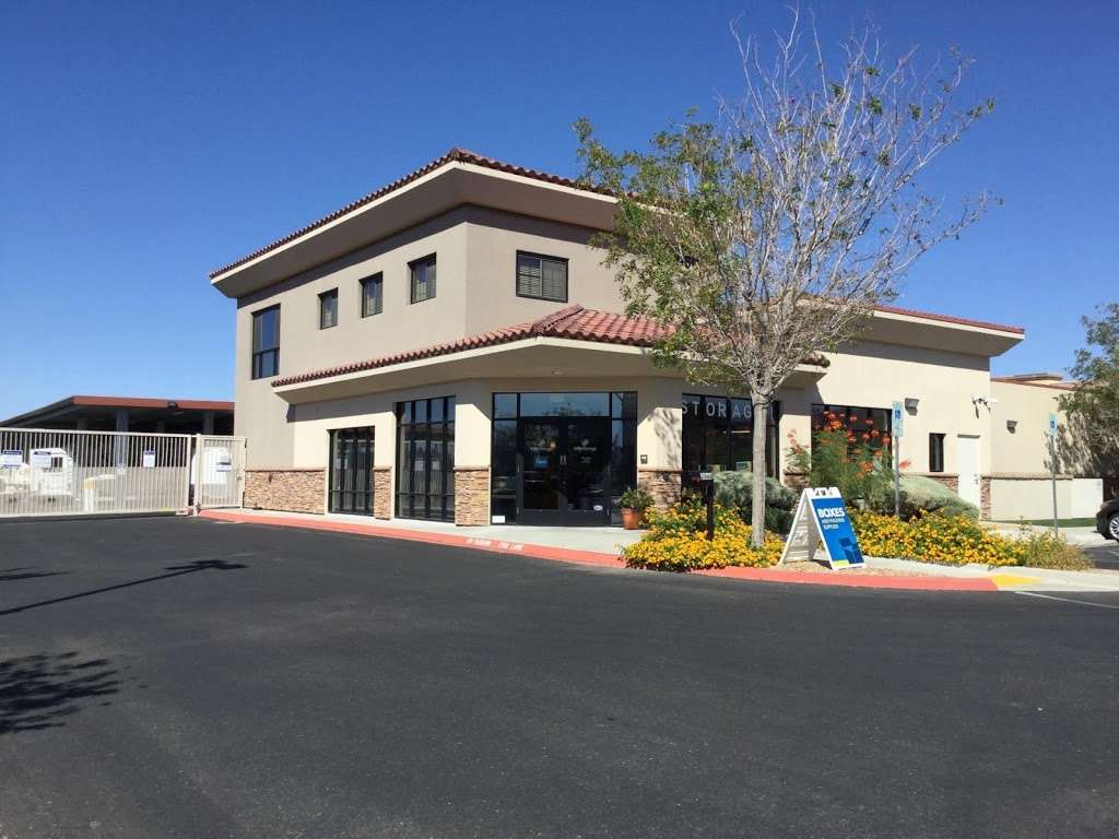 Life Storage | 2960 Bicentennial Pkwy, Henderson, NV 89044, USA | Phone: (725) 666-2674