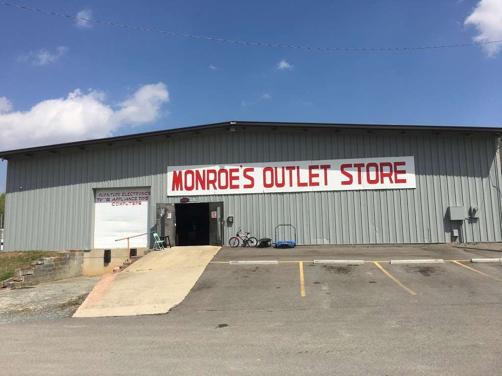 Monroes Outlet Store | 2707, 620 Euclid St, Monroe, NC 28110, USA | Phone: (704) 774-1020