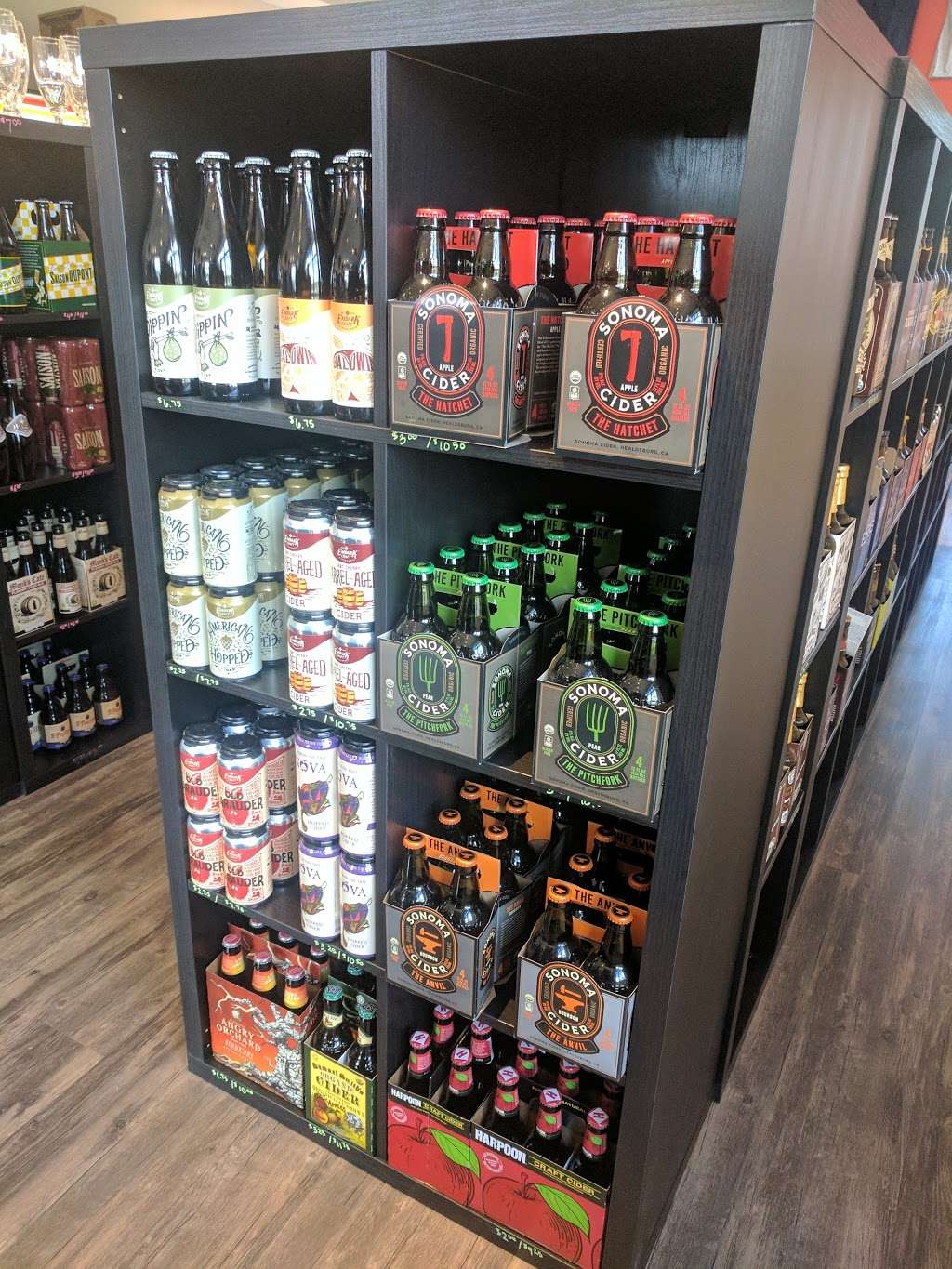 Craft Beer Cellar Norfolk (MA) | 17 Pine St, Norfolk, MA 02056, USA | Phone: (774) 847-9751