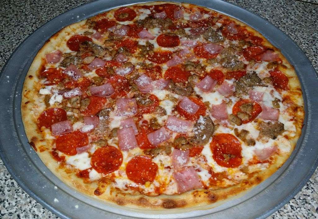 Original Vincents Pizzeria | PA-115 & State Road, Effort Mountain Shopping Center, 3160 PA-115, Effort, PA 18330 | Phone: (570) 629-6061