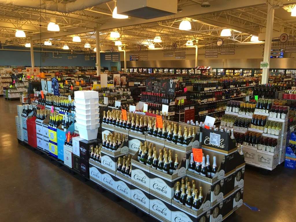 Gateway Liquor | 3751 N Tower Rd E, Aurora, CO 80011, USA | Phone: (303) 574-3124