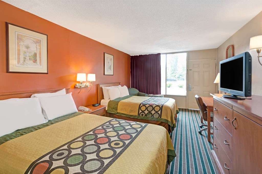 Super 8 by Wyndham Gastonia | 502 Cox Rd, Gastonia, NC 28054, USA | Phone: (704) 964-6090