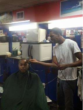 Juniors Barbershop | 619 S Marlyn Ave, Essex, MD 21221, USA | Phone: (443) 608-5539