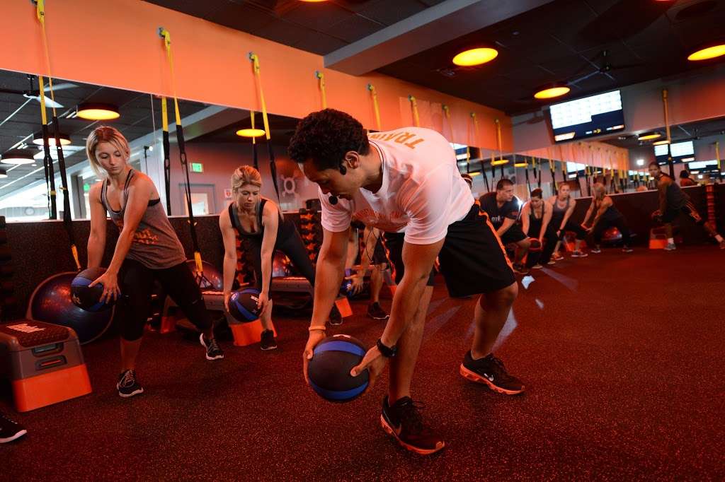 Orangetheory Fitness Lake Forest | 1050 N Western Ave, Lake Forest, IL 60045 | Phone: (847) 728-8700