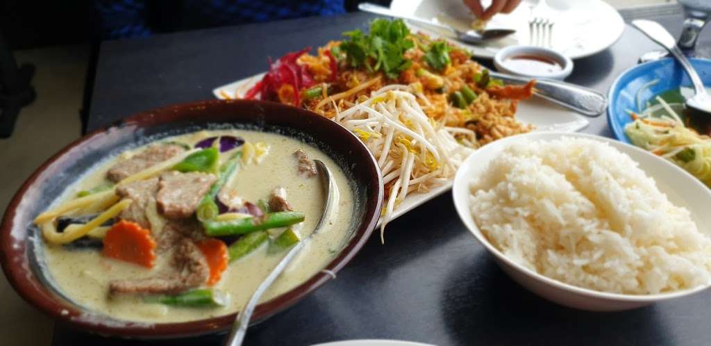 Veganic Thai Cafe | 1417 University Ave, San Diego, CA 92103, USA | Phone: (619) 230-5540