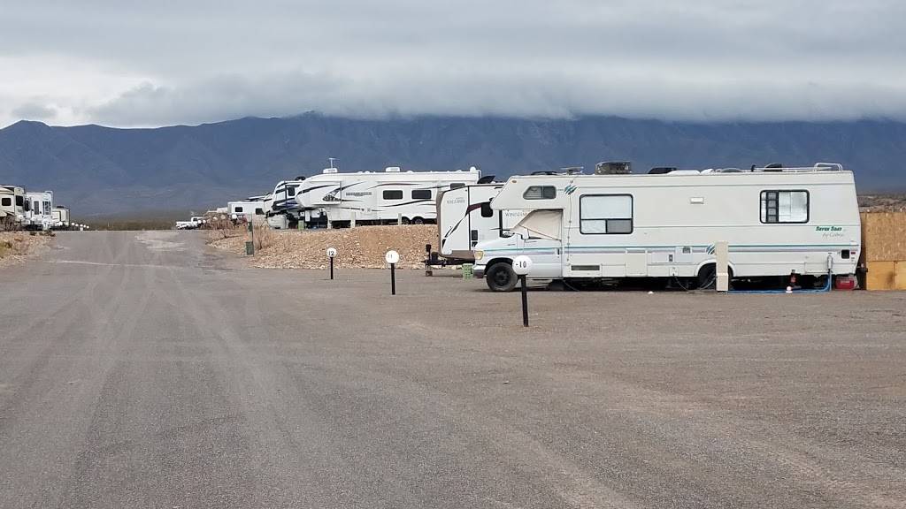 Road Host RV Monthly Extended Stay in El Paso | 901 S Leisure Fun Road, B, Anthony, TX 79821, USA | Phone: (915) 603-3105