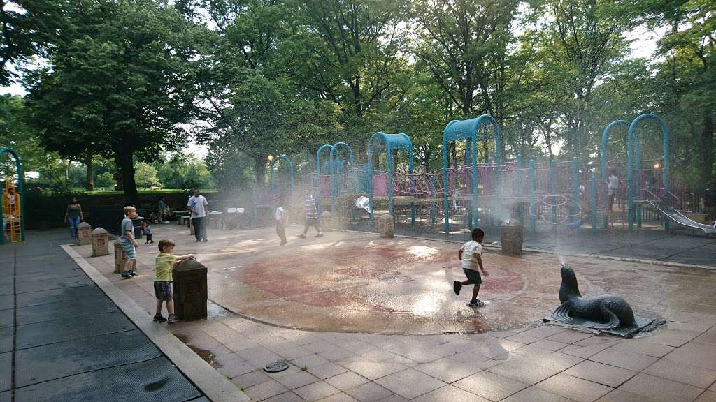 Mount Prospect Park | Eastern Pkwy, Brooklyn, NY 11238, USA | Phone: (212) 639-9675