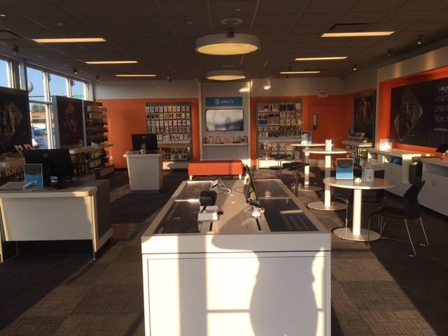 AT&T Store | 7201 W Dempster St Suite A, Niles, IL 60714 | Phone: (847) 581-1956