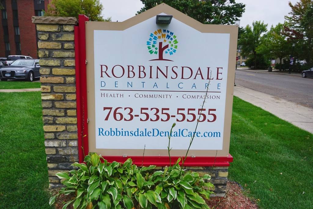 Robbinsdale DentalCare | 3920 W Broadway Ave, Robbinsdale, MN 55422, USA | Phone: (763) 535-5555