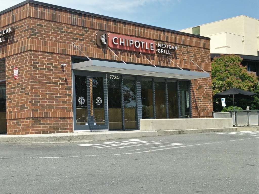 Chipotle Mexican Grill | 7724 Pineville-Matthews Rd Unit B, Charlotte, NC 28226 | Phone: (980) 225-5531