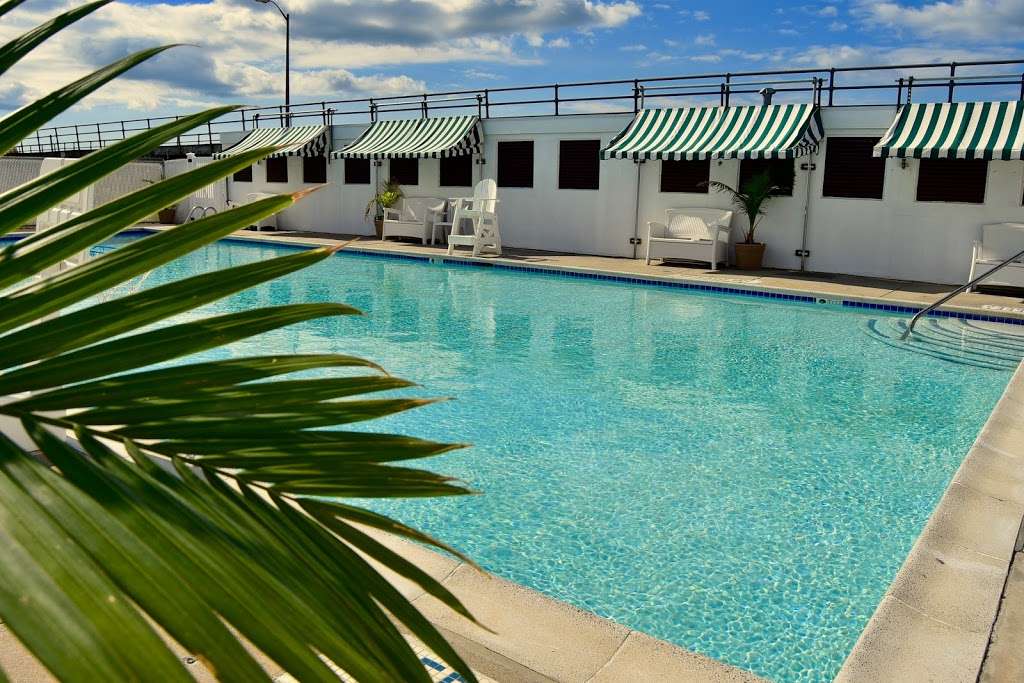 Inwood Beach Club | 1795 Ocean Blvd, Atlantic Beach, NY 11509, USA | Phone: (516) 239-4922