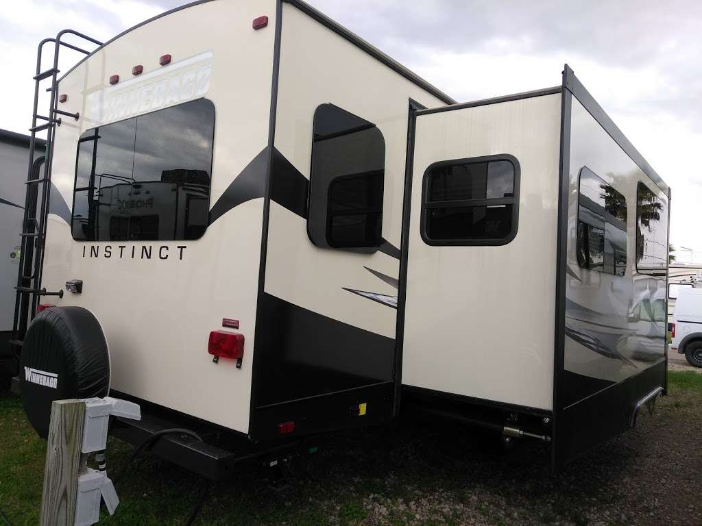 DeMontrond RV | 3220 Gulf Fwy, Texas City, TX 77591, USA | Phone: (832) 548-0910