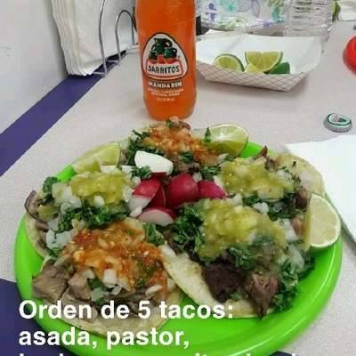 Taquizas Covarrubias y Familia Comida Mexicana en Albuquerque NM | 1720 Bridge Blvd SW #105, Albuquerque, NM 87105, USA | Phone: (505) 639-2590