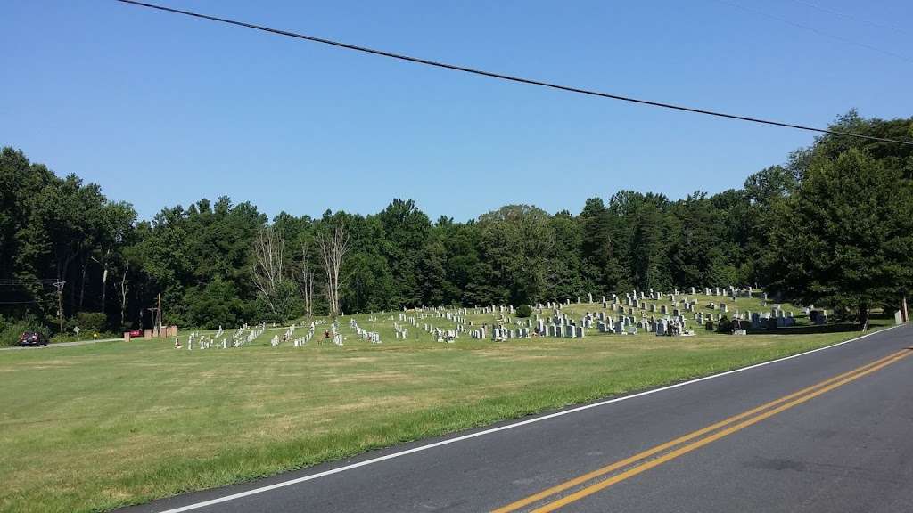 St Peter Parish Cemetery | 3320 St Peters Dr, Waldorf, MD 20601 | Phone: (301) 932-1766