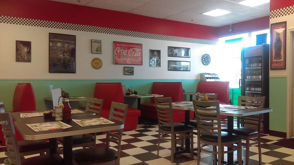 Martuccis Flashback Diner | 400 Lacey Rd, Manchester Township, NJ 08759, USA | Phone: (732) 716-1122