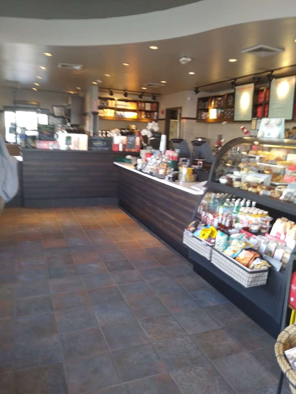Starbucks | 4507 Austin Blvd, Long Beach, NY 11561 | Phone: (516) 432-0416