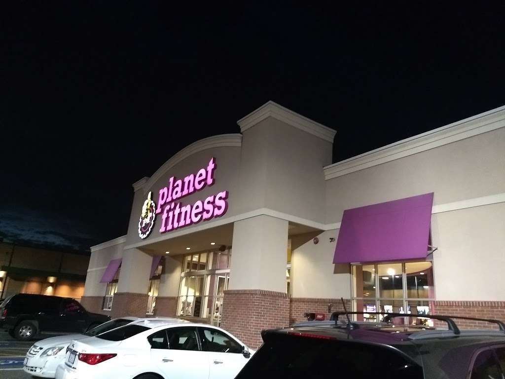 Planet Fitness 270 Charger St Revere Ma 02151 Usa