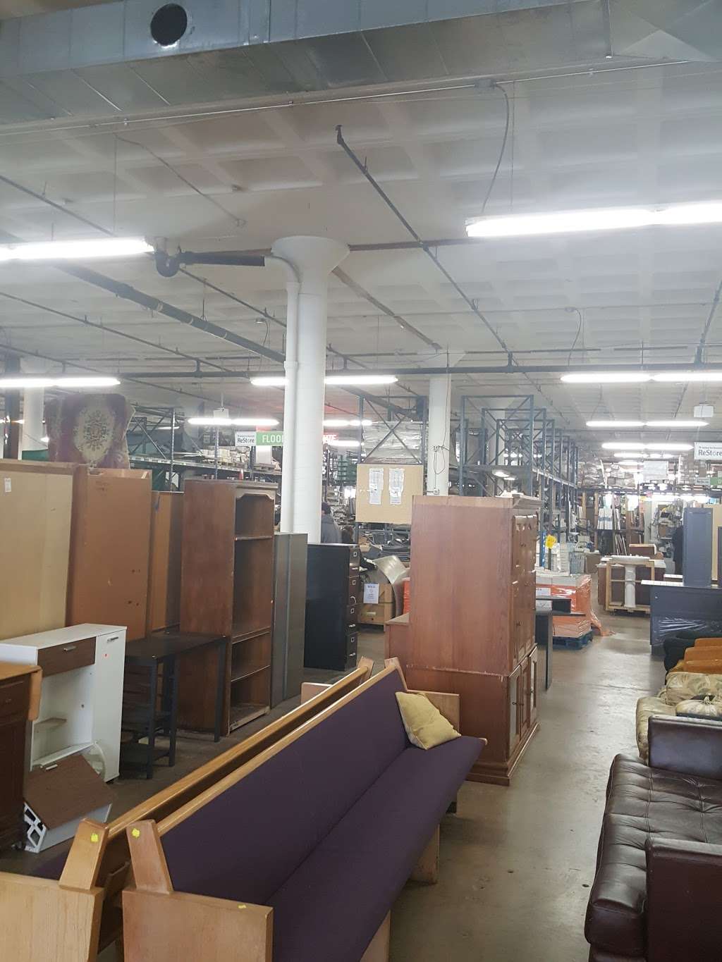 Habitat For Humanity ReStore Elgin | 800 N State St, Elgin, IL 60123, USA | Phone: (847) 742-9905