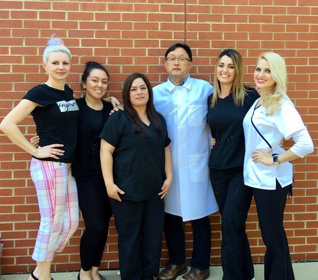 Parkway Dental Care | 1332 Algonquin Rd, Arlington Heights, IL 60005, USA | Phone: (847) 259-5600