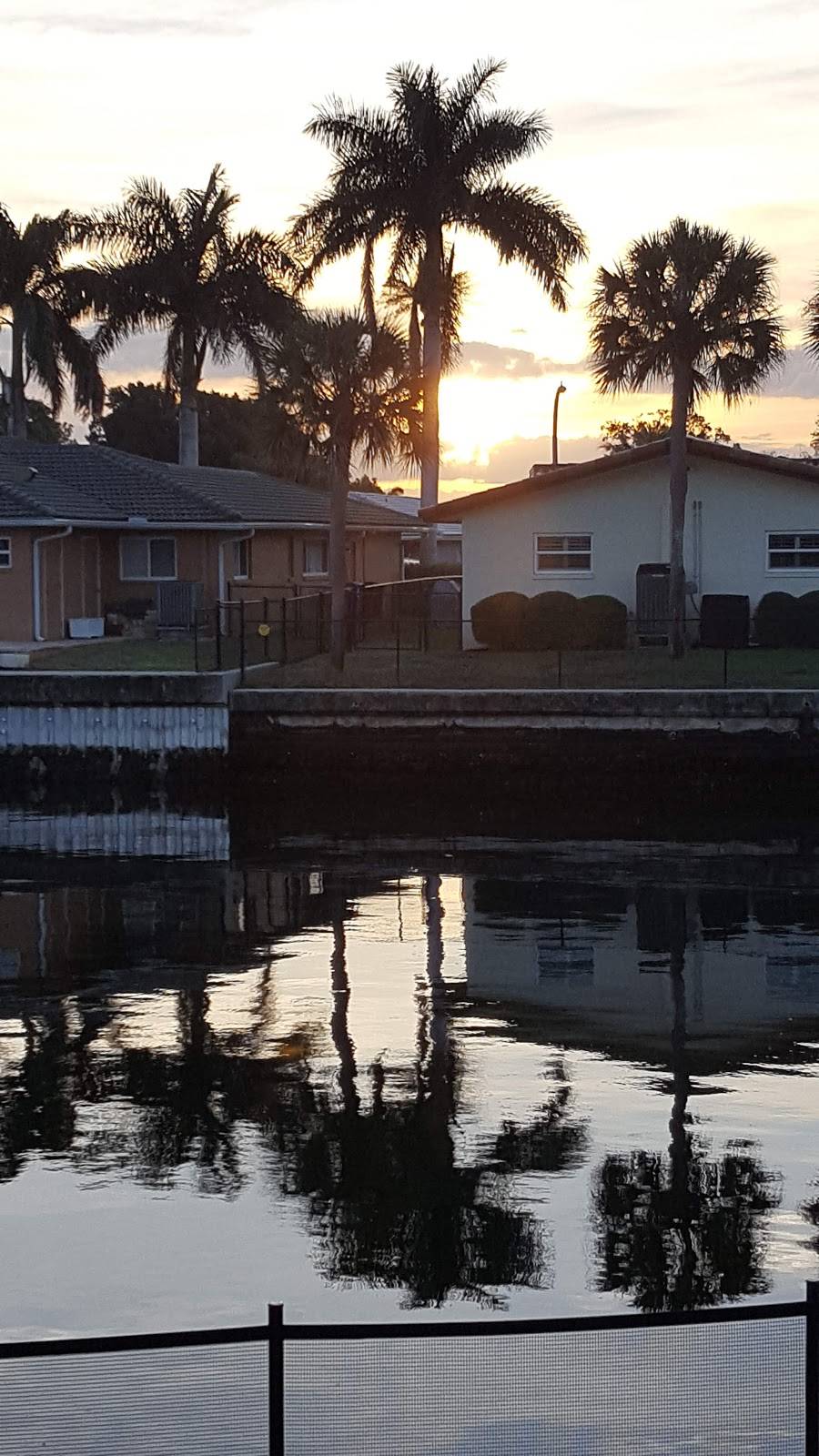 Tropical Paradise Properties | 2096 Massachusetts Ave NE, St. Petersburg, FL 33703, USA | Phone: (914) 527-5947