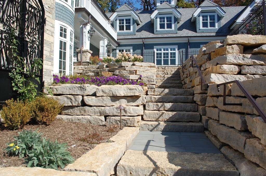 Stonetree Landscapes Inc | 1517 IL-47, Woodstock, IL 60098, USA | Phone: (815) 337-8200