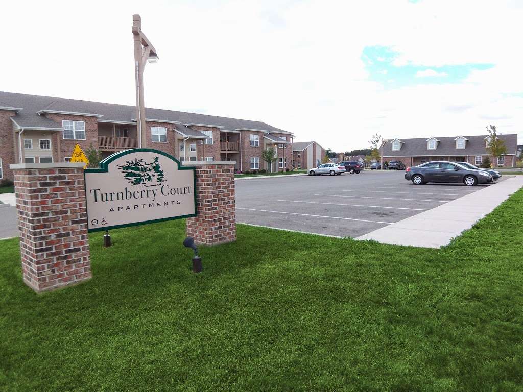 Turnberry Court Apartments | 2811 Champlain St, Ottawa, IL 61350, USA | Phone: (815) 433-9400