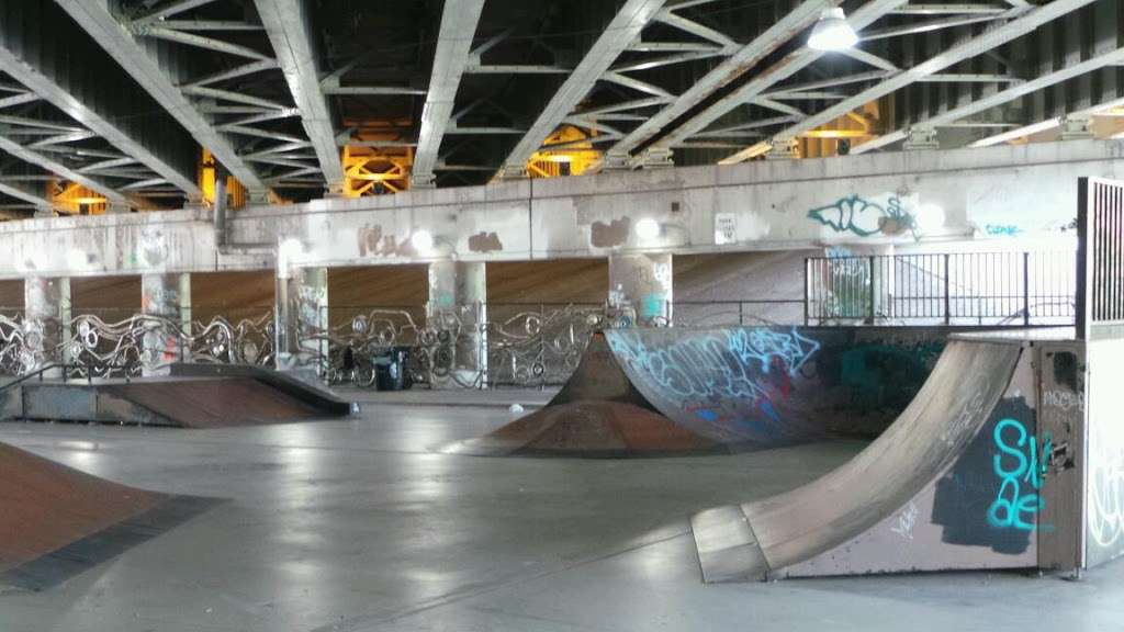 Logan Blvd. Skate Park | 2430 W Logan Blvd, Chicago, IL 60647, USA | Phone: (312) 742-7552