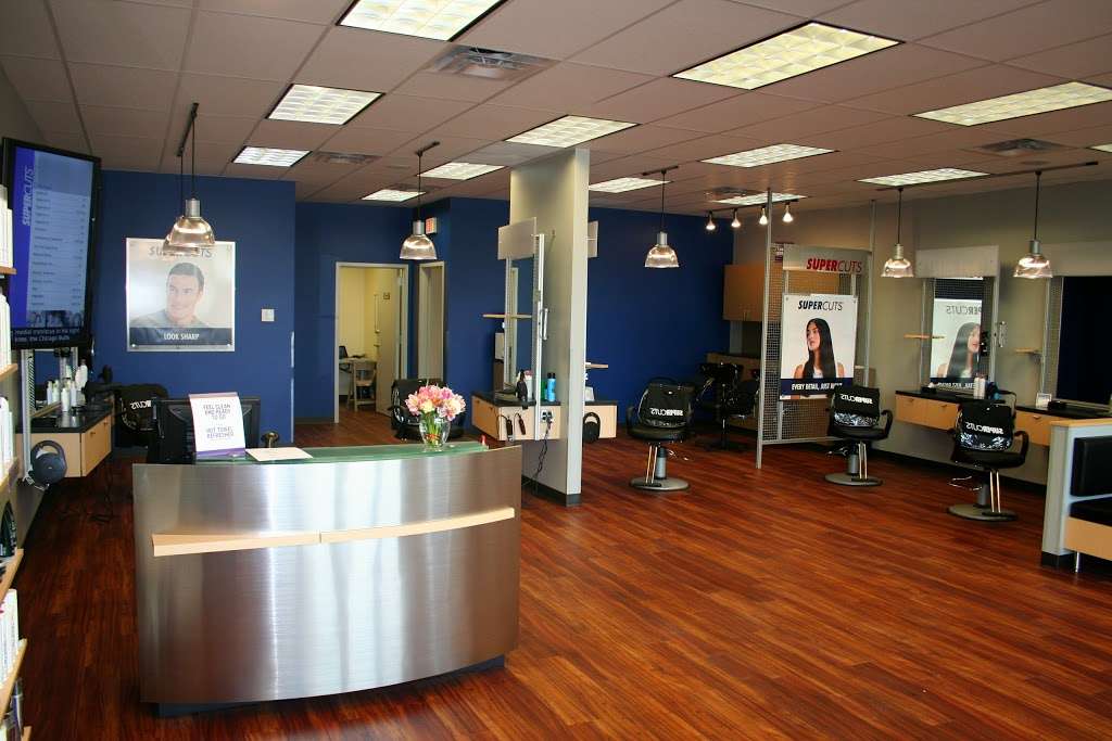 Supercuts | Quivira Retail Building, 11929 W 119th St, Overland Park, KS 66213, USA | Phone: (913) 353-1950