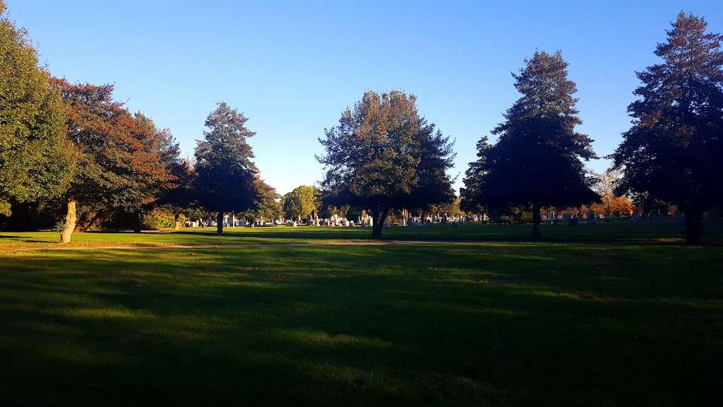 Eglington Cemetery and Memorial Gardens | 320 Kings Hwy, Clarksboro, NJ 08020 | Phone: (856) 423-0165