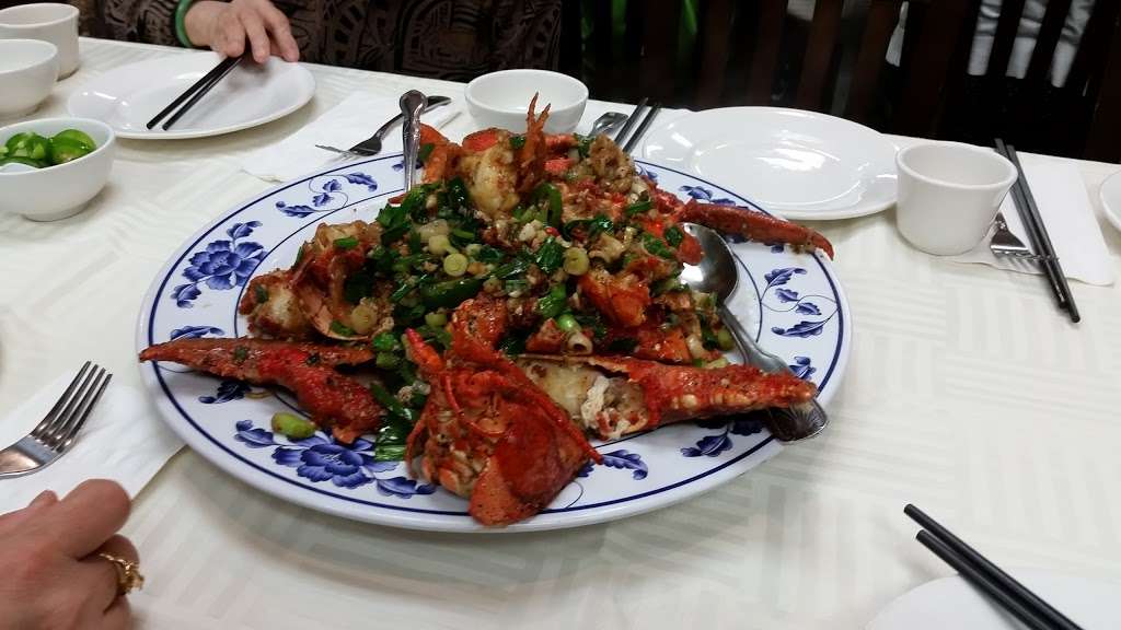 626 Lobster (龍蝦店) | Ste E & F, 8632 Valley Blvd, Rosemead, CA 91770, USA | Phone: (626) 617-6667