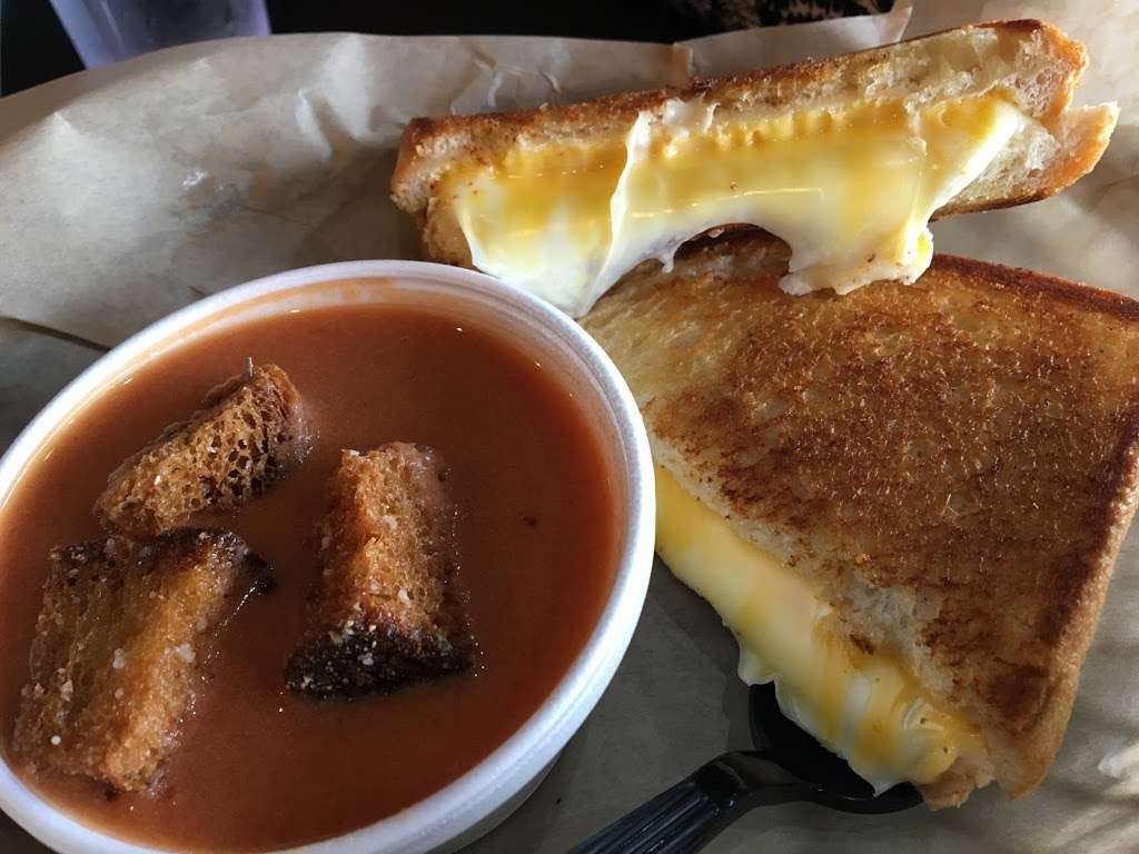 Steves Grilled Cheese and Quesadilla Company | 22 High St E, Glassboro, NJ 08028, USA | Phone: (856) 612-5524