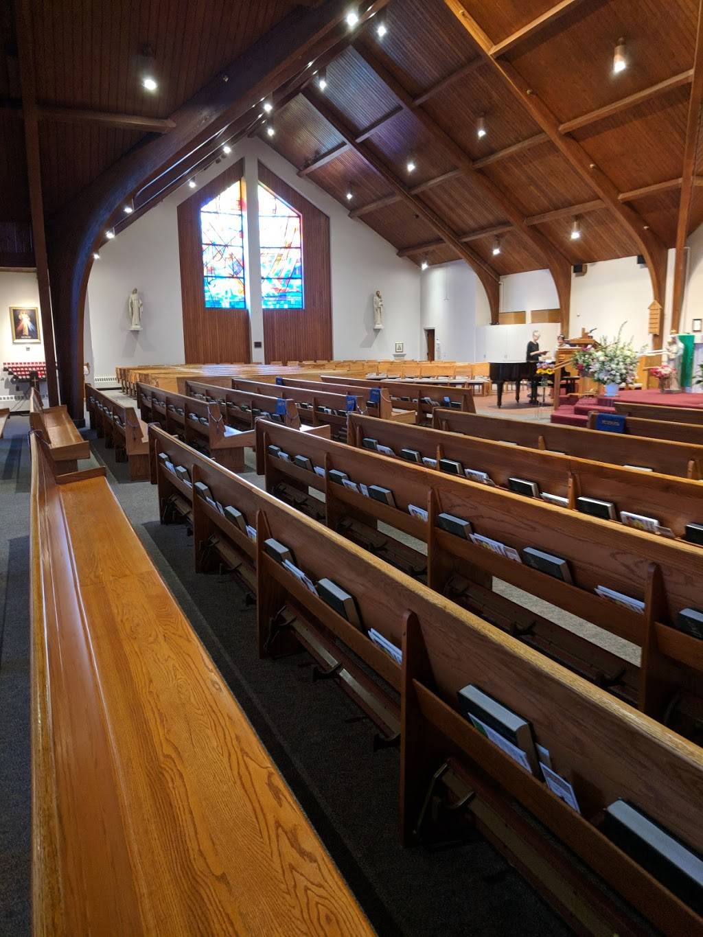 Church of St. Pius X | 3878 Highland Ave, White Bear Lake, MN 55110, USA | Phone: (651) 429-5337