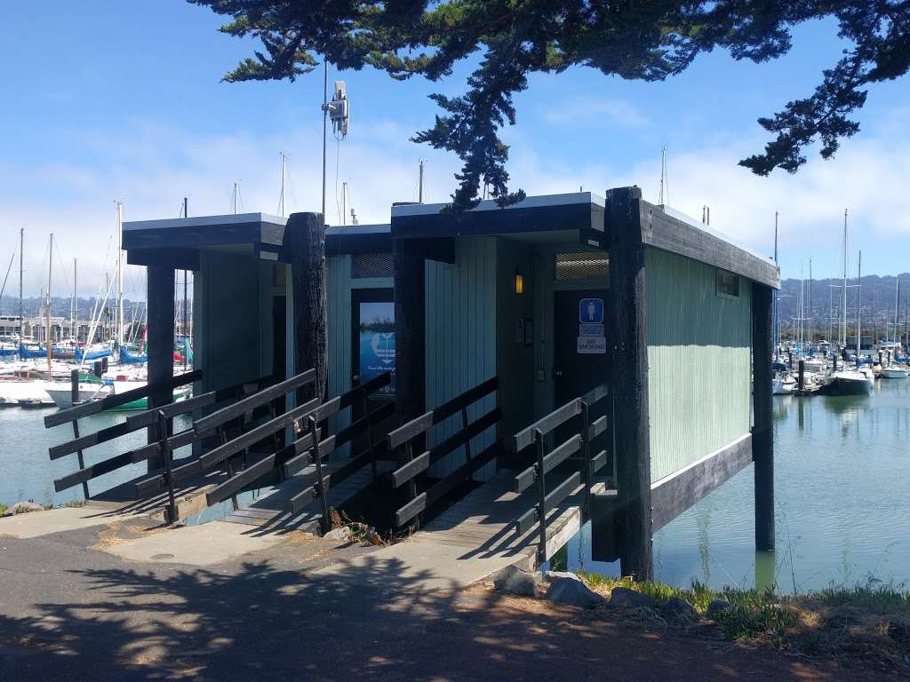 Horseshoe Park | 101 Seawall Dr, Berkeley, CA 94710, USA | Phone: (510) 981-6731